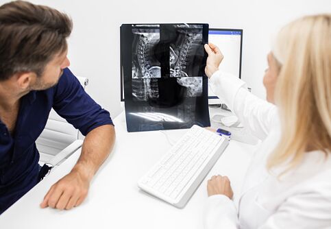 Diagnóstico de osteocondrosis cervical en el hombre
